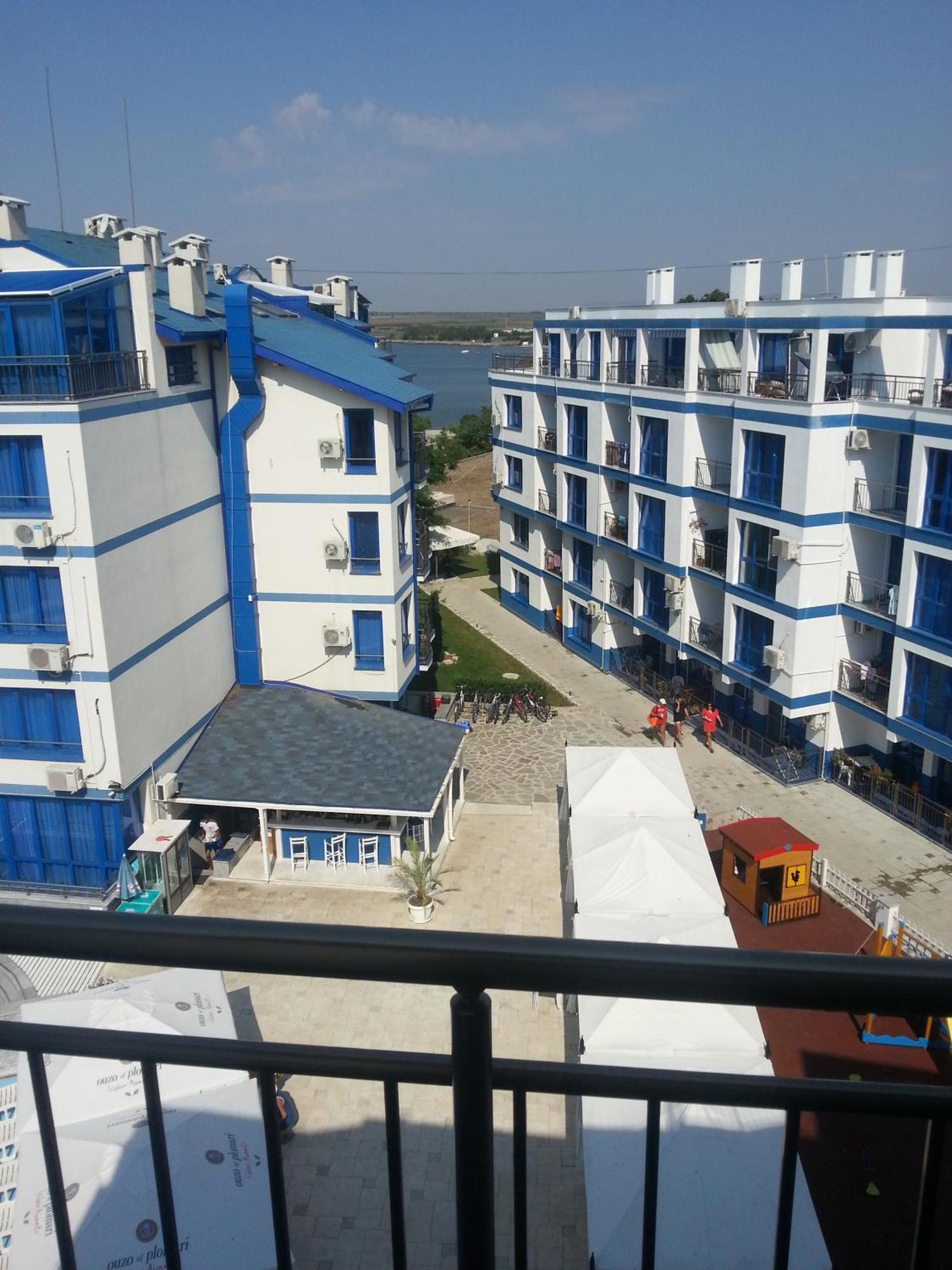 Blue Bay Palace Apart Complex Pomorie Phòng bức ảnh