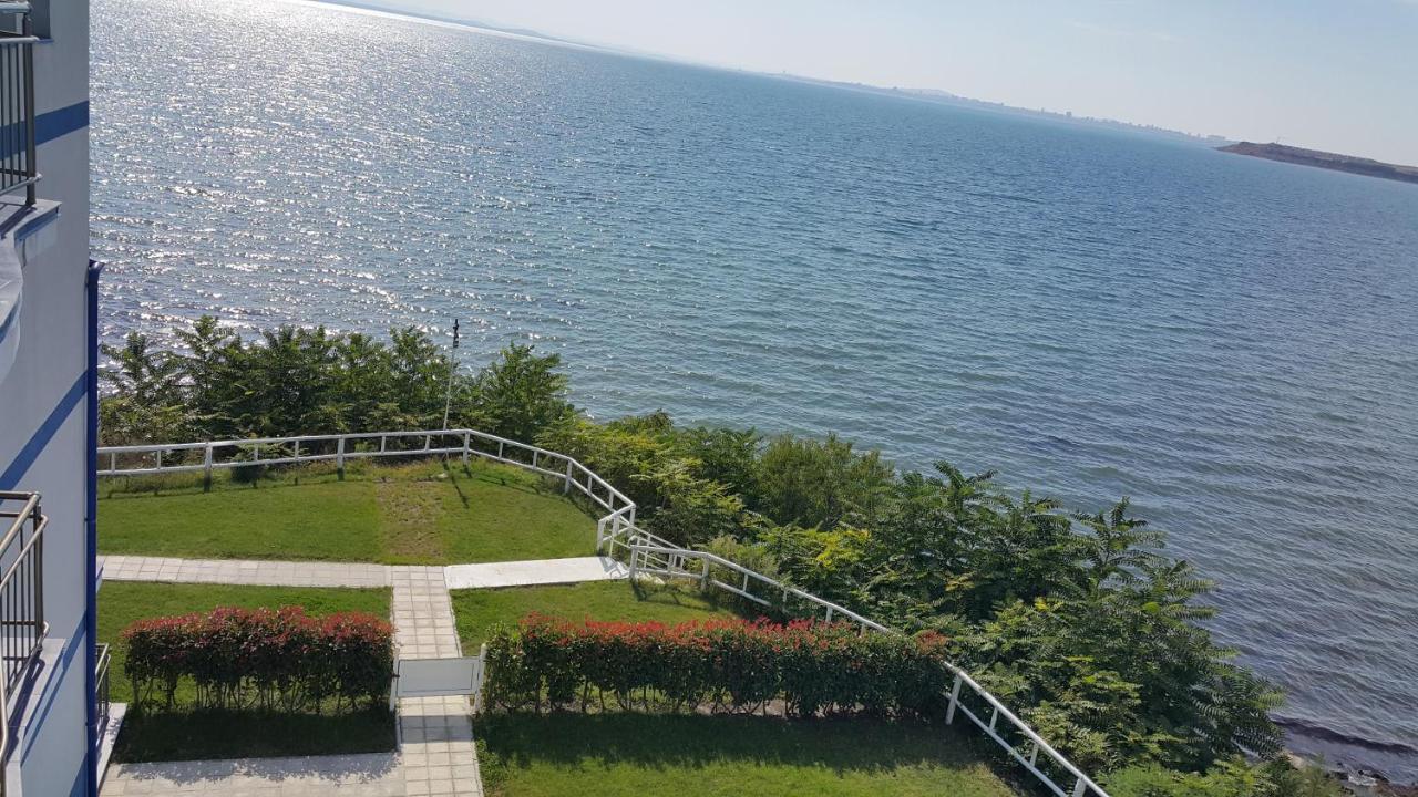 Blue Bay Palace Apart Complex Pomorie Ngoại thất bức ảnh